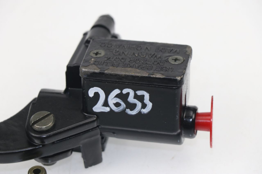 photo de FRONT BRAKE MASTER CYLINDER BHM REVENGER 50 (2009 - 2015) - Surface and material condition