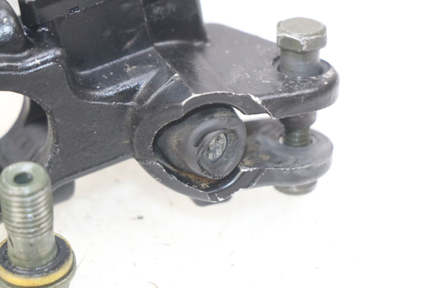 photo de FRONT BRAKE MASTER CYLINDER APOLLO RFZ 125 - Alternative perspective