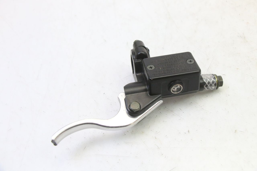photo de FRONT BRAKE MASTER CYLINDER APOLLO RFZ 125 - Technical close-up