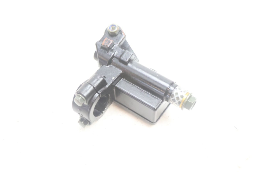 photo de FRONT BRAKE MASTER CYLINDER APOLLO RFZ 150 - Alternative perspective