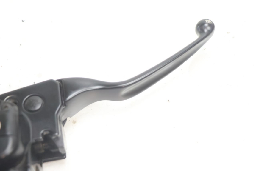 photo de FRONT BRAKE MASTER CYLINDER HARLEY DAVIDSON ROAD GLIDE FLTRXSE 1920 (2018 - 2022) - Alternative perspective