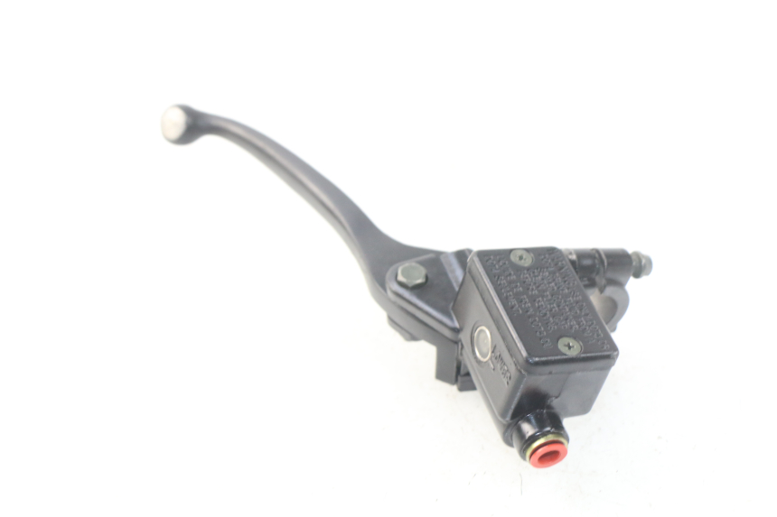 photo de FRONT BRAKE MASTER CYLINDER TNT MOTOR ROMA 12' 2T 50 (2007 - 2018) - Zoom on usage condition