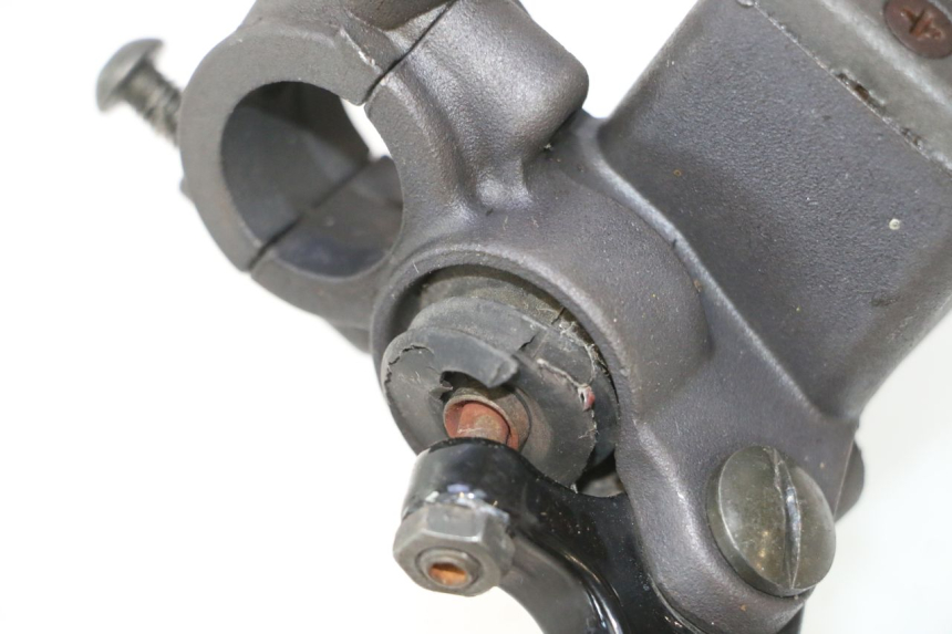 photo de FRONT BRAKE MASTER CYLINDER MZ RT 125 (2000 - 2008) - Zoom on usage condition