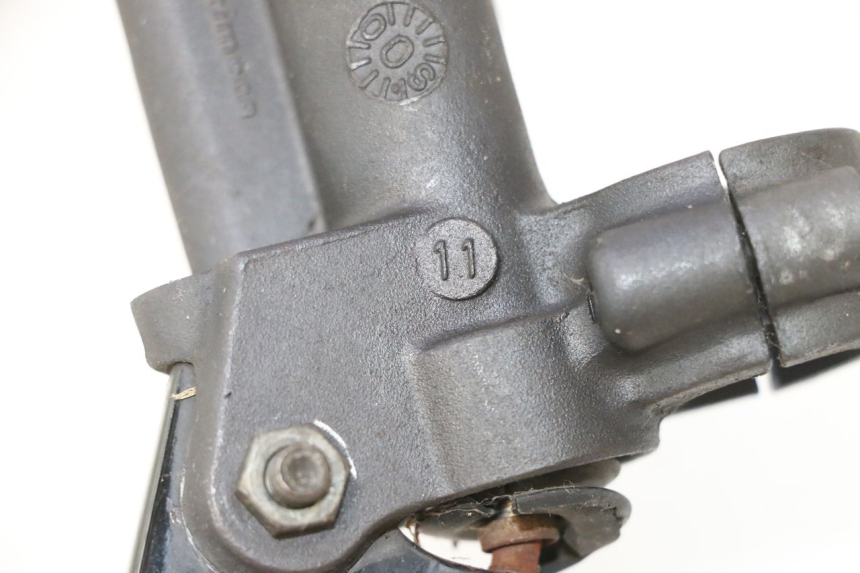 photo de FRONT BRAKE MASTER CYLINDER MZ RT 125 (2000 - 2008) - Alternative perspective