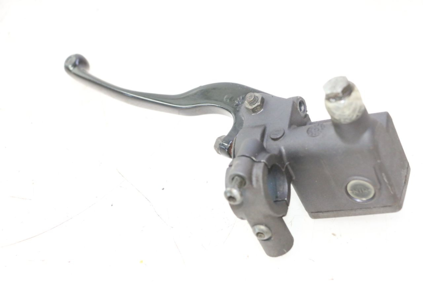 photo de FRONT BRAKE MASTER CYLINDER MZ RT 125 (2000 - 2008) - Technical close-up