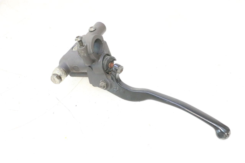 photo de FRONT BRAKE MASTER CYLINDER MZ RT 125 (2000 - 2008) - Fixing points details