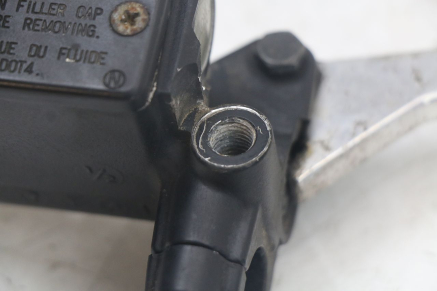 photo de FRONT MASTER CYLINDER PEUGEOT SATELIS 125 (2006 - 2009) - Zoom on usage condition