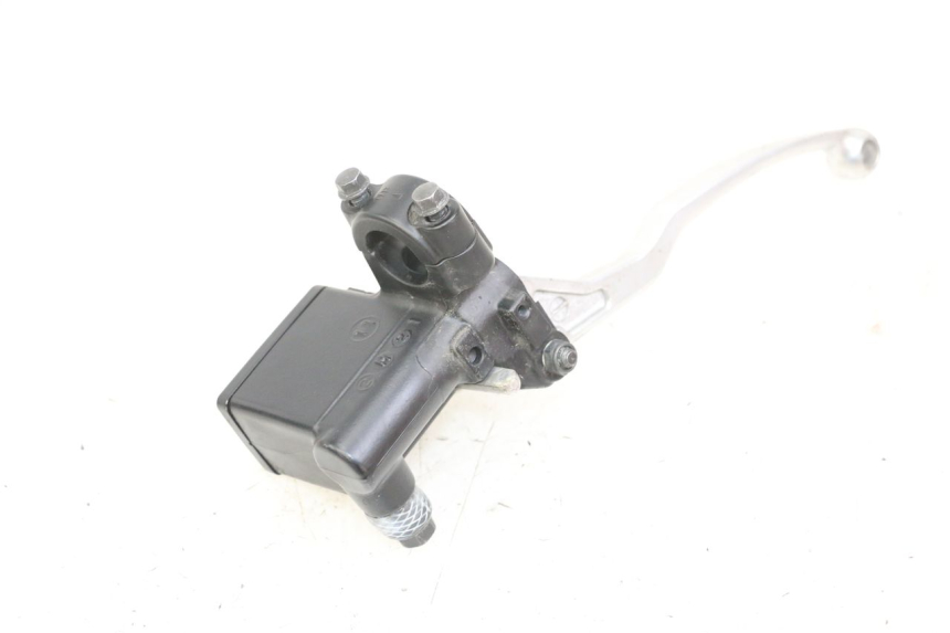 photo de FRONT BRAKE MASTER CYLINDER PEUGEOT SATELIS 125 (2013 - 2018) - Alternative perspective