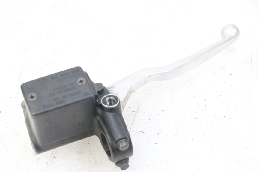 photo de FRONT BRAKE MASTER CYLINDER PEUGEOT SATELIS 125 (2013 - 2018) - Surface and material condition