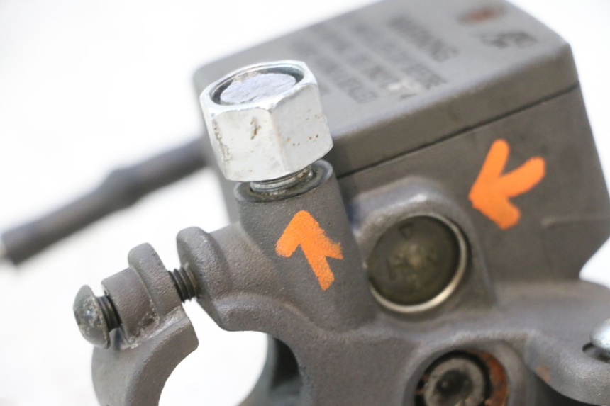 photo de FRONT MASTER CYLINDER PEUGEOT SATELIS 125 (2006 - 2009) - Product overview