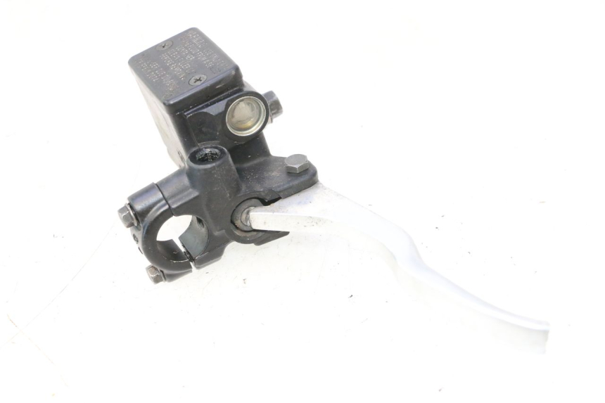 photo de FRONT BRAKE MASTER CYLINDER PEUGEOT SATELIS 125 (2013 - 2018) - Technical close-up