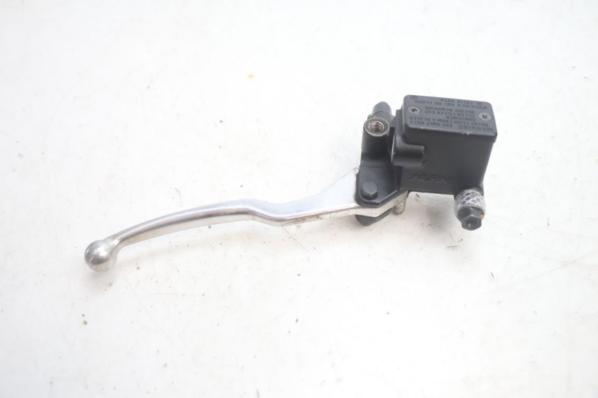 photo de FRONT BRAKE MASTER CYLINDER PEUGEOT SATELIS 125 (2013 - 2018) - Technical close-up