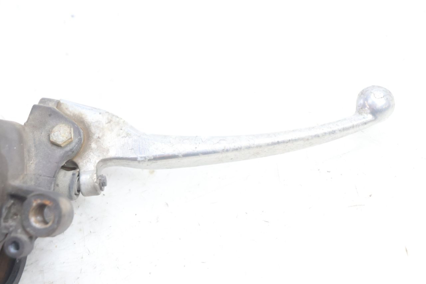 photo de FRONT BRAKE MASTER CYLINDER APRILIA SCARABEO GT 125 (1999 - 2007) - Alternative perspective
