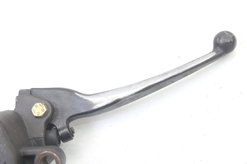 photo de FRONT BRAKE MASTER CYLINDER APRILIA SCARABEO GT TOURING 125 (1999 - 2005) - Alternative perspective