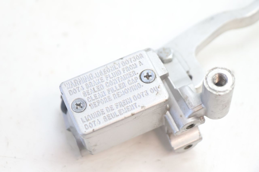 photo de FRONT BRAKE MASTER CYLINDER FYM SCOOTERONE 125 (2006 - 2008) - Component detail