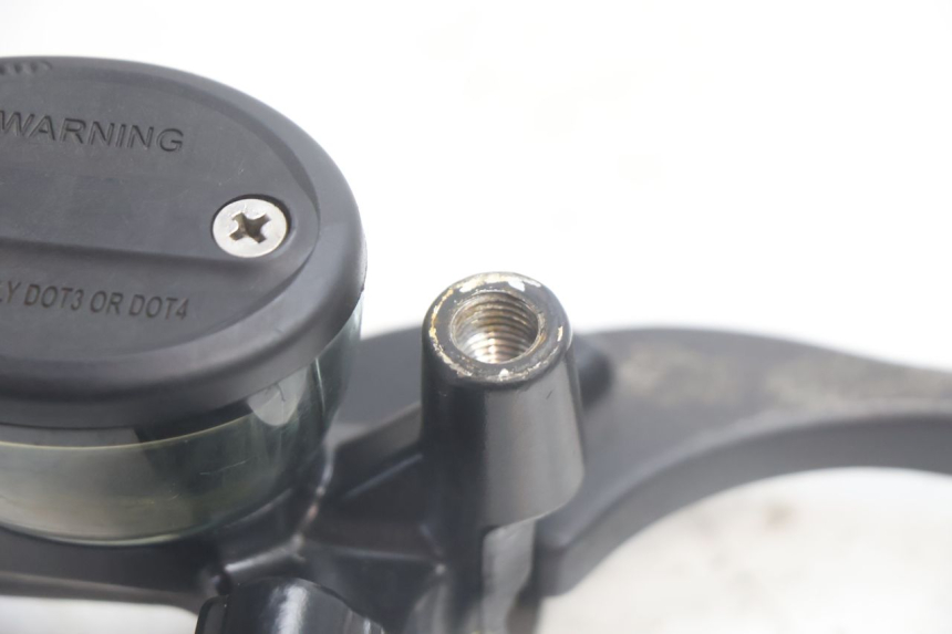 photo de FRONT BRAKE MASTER CYLINDER MASH SEVENTY FIVE 125 (2013 - 2021) - Zoom on usage condition