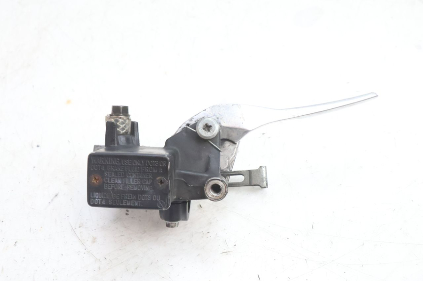 photo de FRONT BRAKE MASTER CYLINDER HONDA SH 125 (2001 - 2003) - Main view