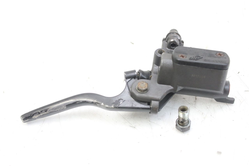 photo de FRONT MASTER CYLINDER SUZUKI SMX SUPERMOTARD 50 (1996 - 2001) - Alternative perspective