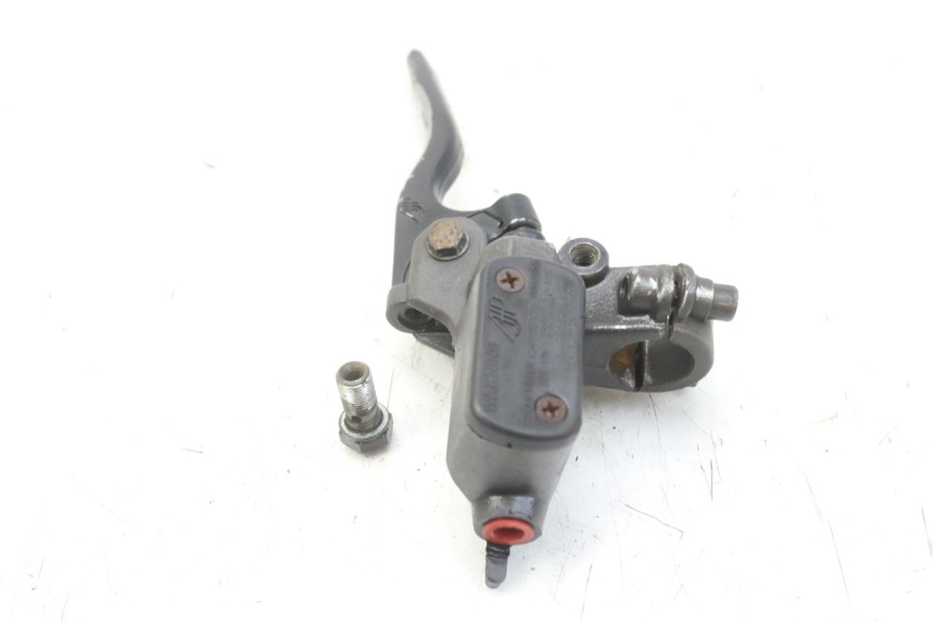 photo de FRONT MASTER CYLINDER SUZUKI SMX SUPERMOTARD 50 (1996 - 2001) - Technical close-up