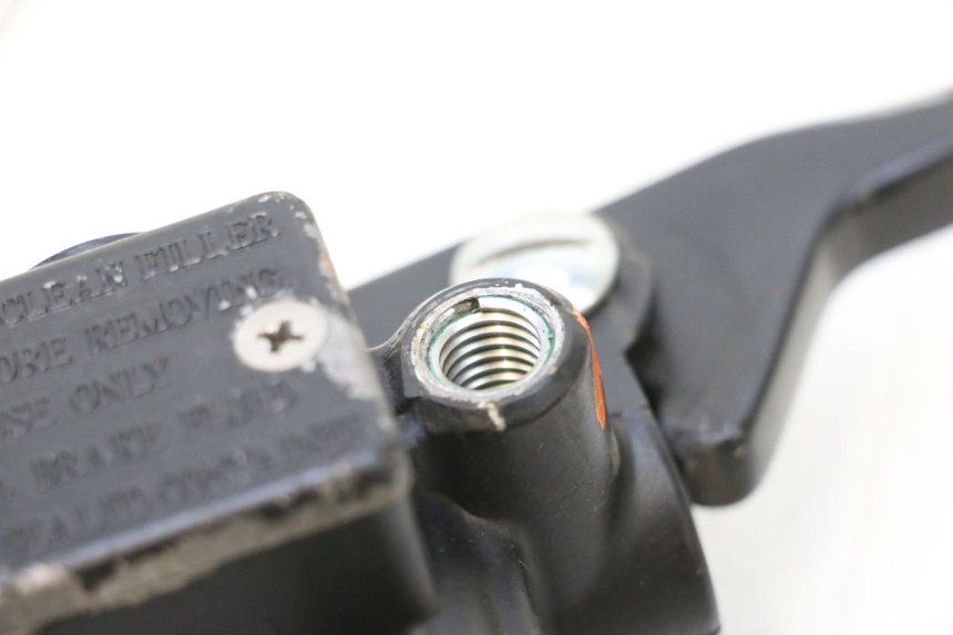 photo de FRONT BRAKE MASTER CYLINDER APRILIA SR MOTARD 50 (2012 - 2018) - Zoom on usage condition