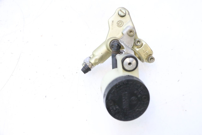 photo de FRONT BRAKE MASTER CYLINDER DUCATI SS IE DS CARENEE 1000 (2002 - 2006) - Surface and material condition
