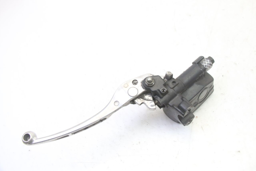 photo de FRONT BRAKE MASTER CYLINDER HONDA ST PAN EUROPEAN 1300 (2002 - 2013) - Product overview