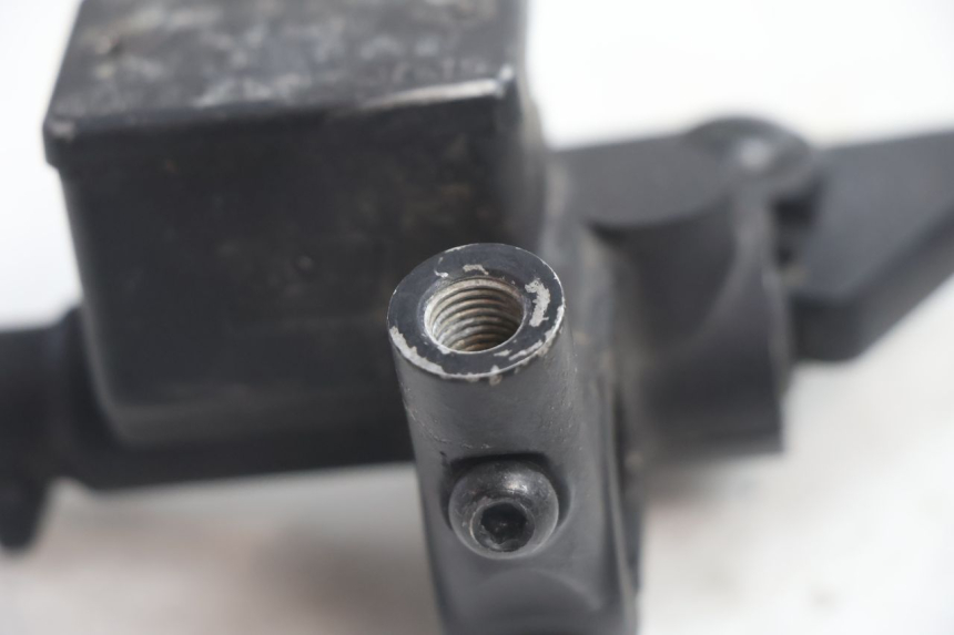 photo de FRONT BRAKE MASTER CYLINDER GILERA STALKER 50 (2004 - 2014) - Zoom on usage condition