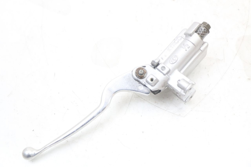 photo de FRONT BRAKE MASTER CYLINDER KYMCO SUPER 8 125 (2008 - 2015) - Technical close-up