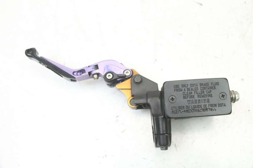 photo de FRONT BRAKE MASTER CYLINDER SUZUKI GSX F GSXF 650 (2007 - 2015) - Main view