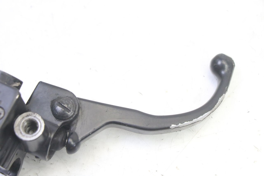 photo de FRONT MASTER CYLINDER APRILIA SXR 50 (2021 - 2023) - Zoom on usage condition