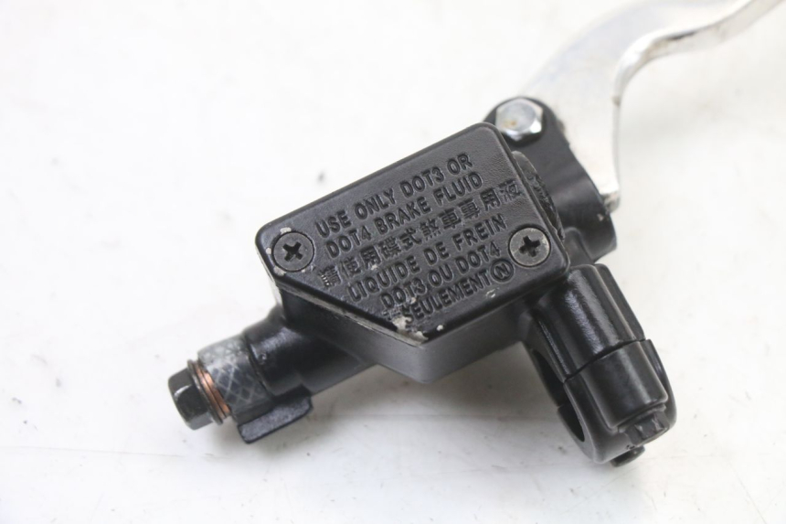 photo de FRONT BRAKE MASTER CYLINDER SYM FIDDLE 3 III 125 (2014 - 2020) - Component detail