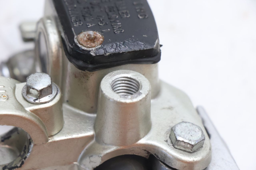photo de FRONT BRAKE MASTER CYLINDER HUSABERG TE 250 (2011 - 2014) - Alternative perspective