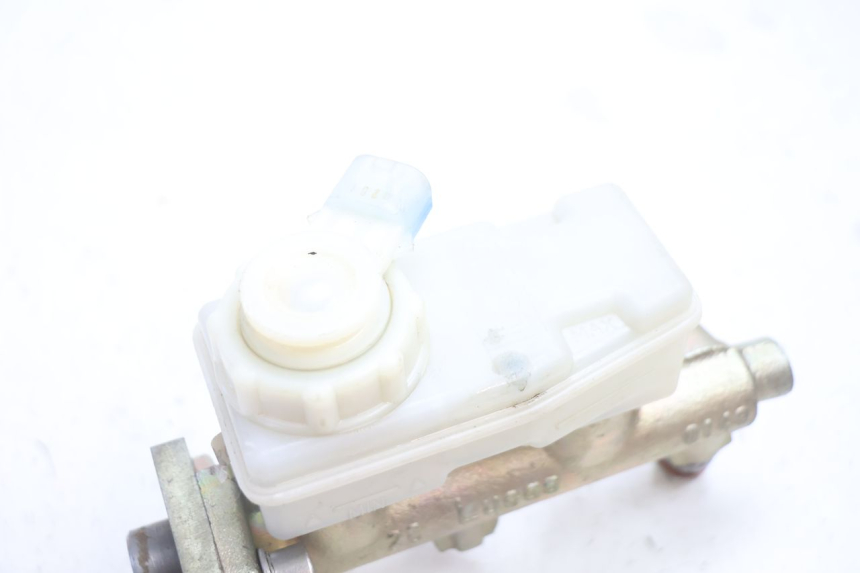 photo de FRONT BRAKE MASTER CYLINDER BOOM TRIKE FUN 500 (2004 - 2010) - Component detail