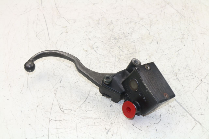 photo de FRONT BRAKE MASTER CYLINDER TRIUMPH TIGER 955 (2001 - 2004) - Component detail