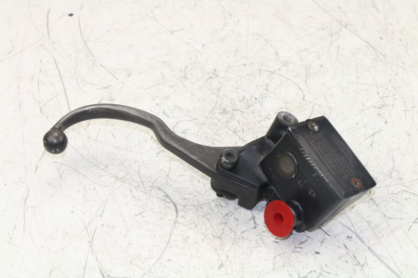 photo de FRONT BRAKE MASTER CYLINDER TRIUMPH TIGER 955 (2001 - 2004) - Product overview