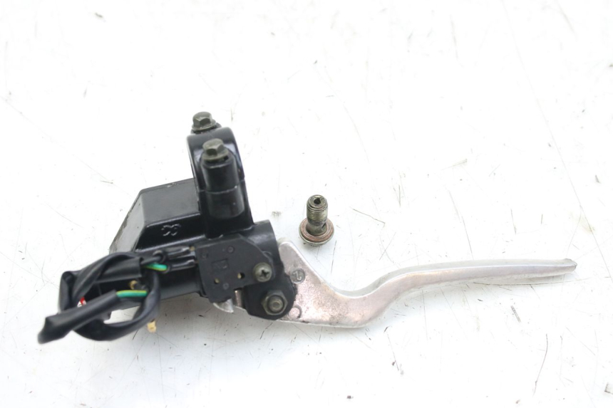 photo de FRONT BRAKE MASTER CYLINDER PEUGEOT TWEET 4T 50 (2010 - 2014) - Zoom on usage condition
