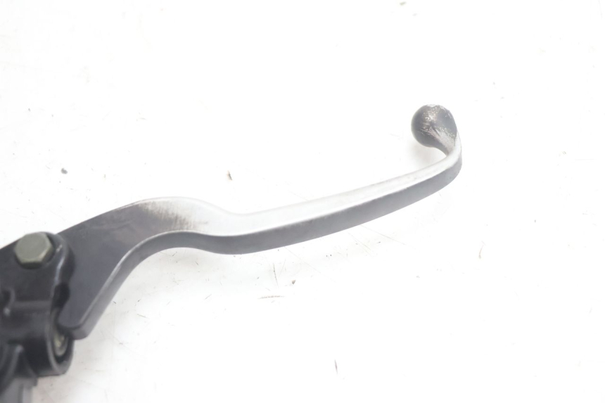 photo de FRONT BRAKE MASTER CYLINDER PEUGEOT TWEET 4T 50 (2018 - 2022) - Zoom on usage condition