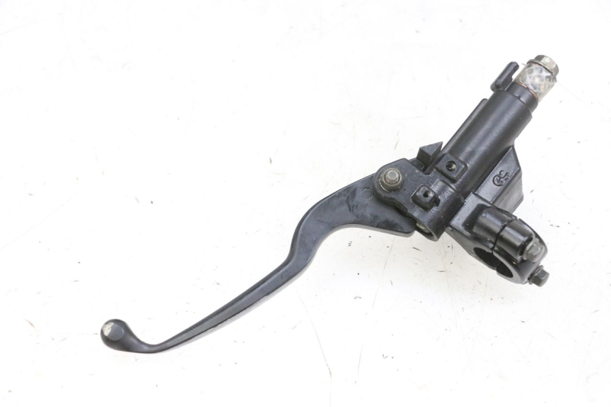 photo de FRONT BRAKE MASTER CYLINDER PEUGEOT TWEET PRO EFI 4T 50 (2021 - 2022) - Zoom on usage condition