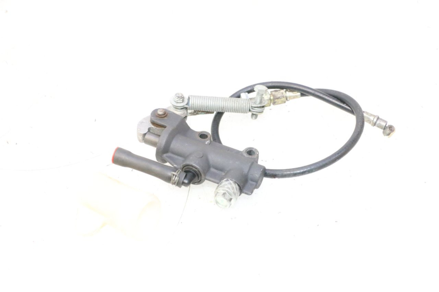 photo de FRONT BRAKE MASTER CYLINDER PIAGGIO TYPHOON 50 (1993 - 1999) - Alternative perspective