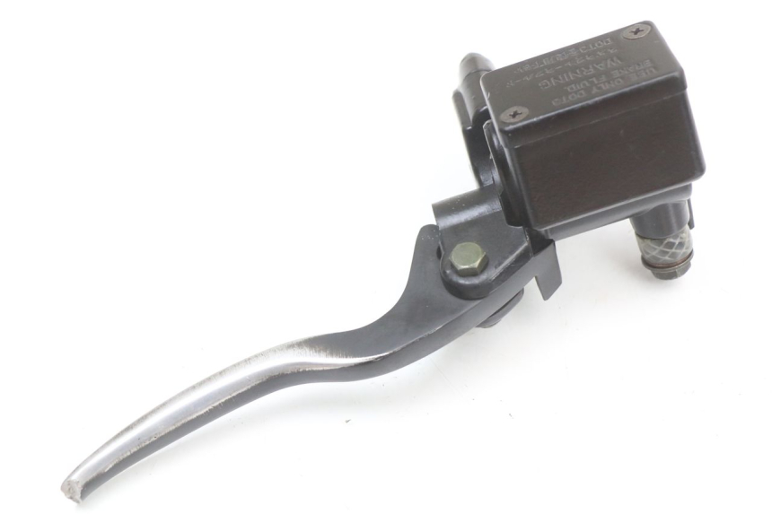 photo de FRONT BRAKE MASTER CYLINDER PEUGEOT V-CLIC VCLIC 50 (2007 - 2013) - Alternative perspective