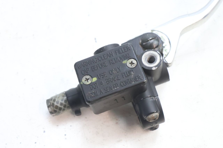 photo de FRONT BRAKE MASTER CYLINDER PIAGGIO VESPA S 2T 50 (2007 - 2014) - Component detail