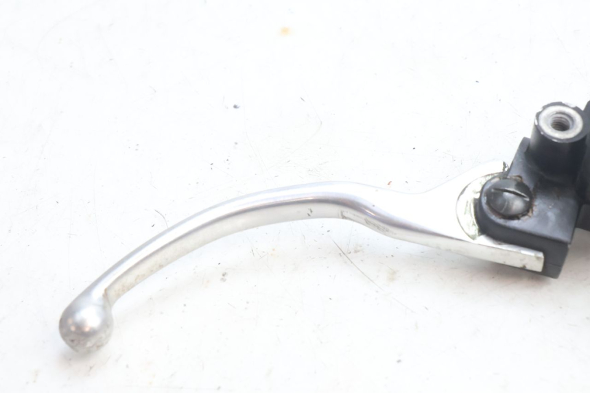 photo de FRONT BRAKE MASTER CYLINDER PIAGGIO VESPA S 2T 50 (2007 - 2014) - Fixing points details
