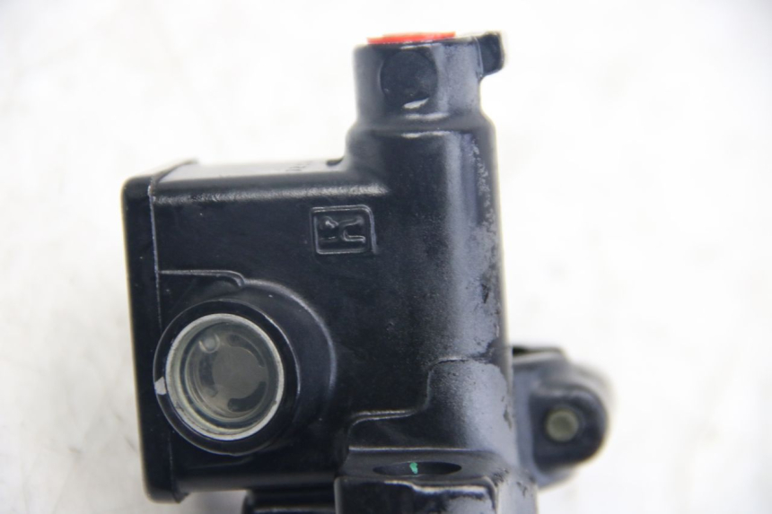 photo de FRONT MASTER CYLINDER PIAGGIO VESPA SPRINT 2T 50 (2014 - 2018) - Technical close-up