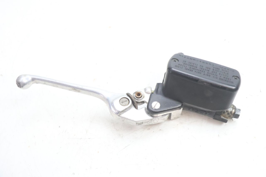 photo de FRONT BRAKE MASTER CYLINDER HONDA VFR FI RC46 800 (1998 - 2001) - Alternative perspective