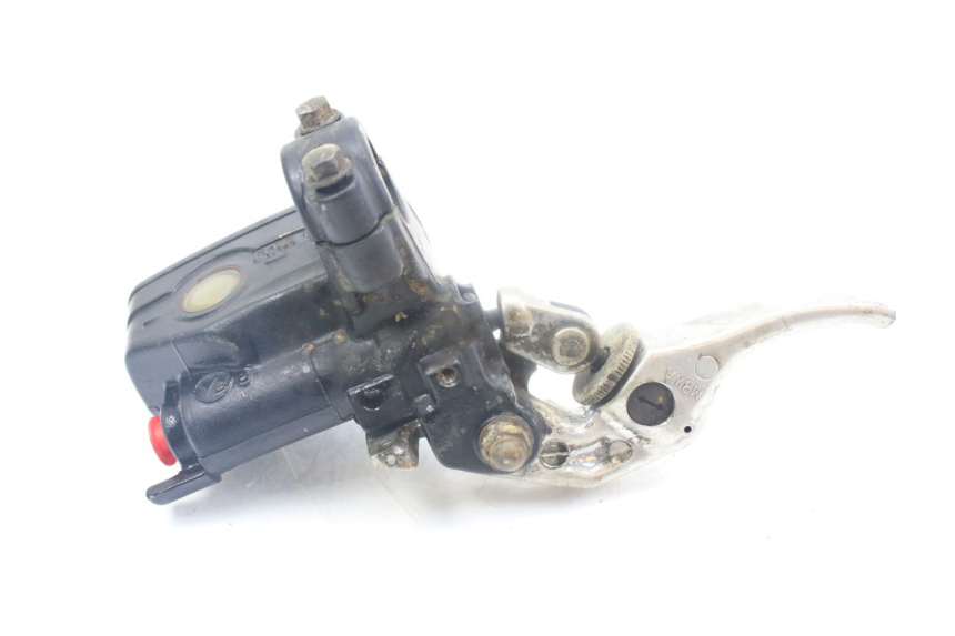 photo de FRONT BRAKE MASTER CYLINDER HONDA VFR VTEC RC46 800 (2002 - 2013) - Technical close-up