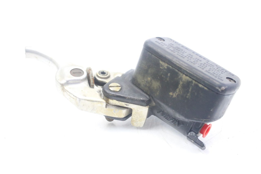 photo de FRONT BRAKE MASTER CYLINDER HONDA VFR VTEC RC46 800 (2002 - 2013) - Fixing points details