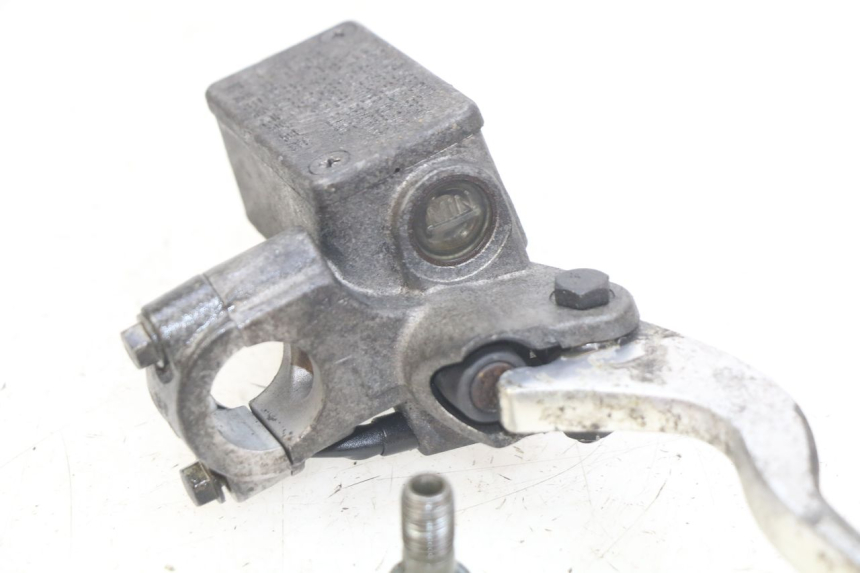 photo de FRONT BRAKE MASTER CYLINDER KYMCO VITALITY 2T 50 (2004 - 2010) - Alternative perspective