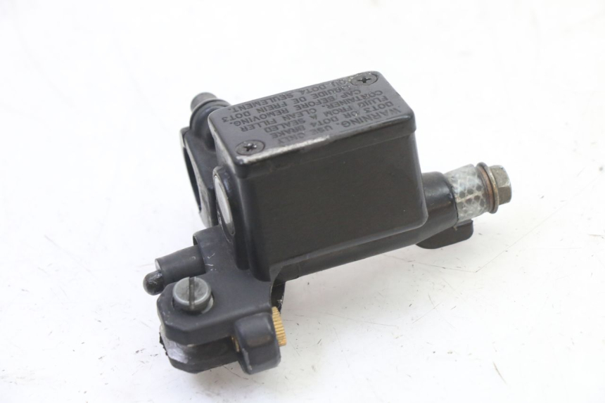 photo de FRONT BRAKE MASTER CYLINDER PEUGEOT VIVACITY NEW 4T 50 (2008 - 2017) - Zoom on usage condition