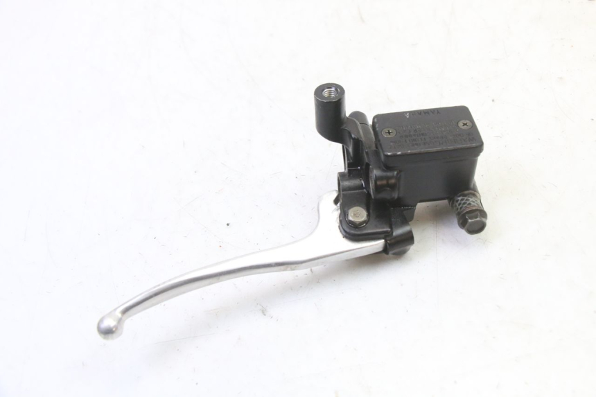 photo de FRONT BRAKE MASTER CYLINDER MBK WAAP 125 (2008 - 2013) - Technical close-up