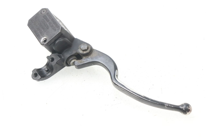 photo de FRONT MASTER CYLINDER YAMAHA XMAX X-MAX 125 (2006 - 2009) - Alternative perspective